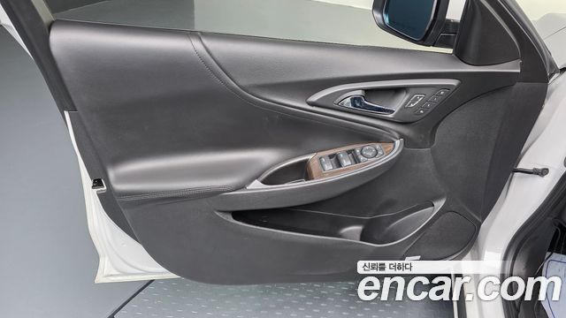 Chevrolet Korea Malibu 2018 — photo 14