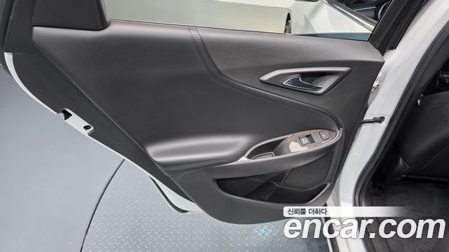 Chevrolet Korea Malibu 2018 — photo 15