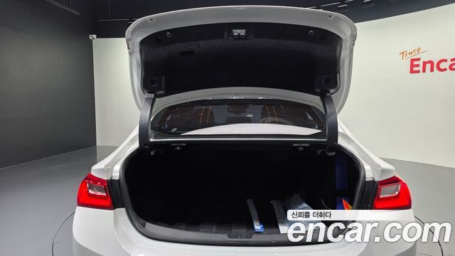 Chevrolet Korea Malibu 2018 — photo 32