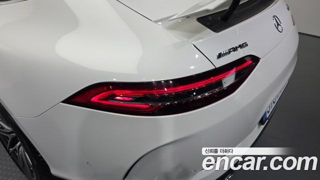 Mercedes-Benz AMG GT 2023 — photo 9