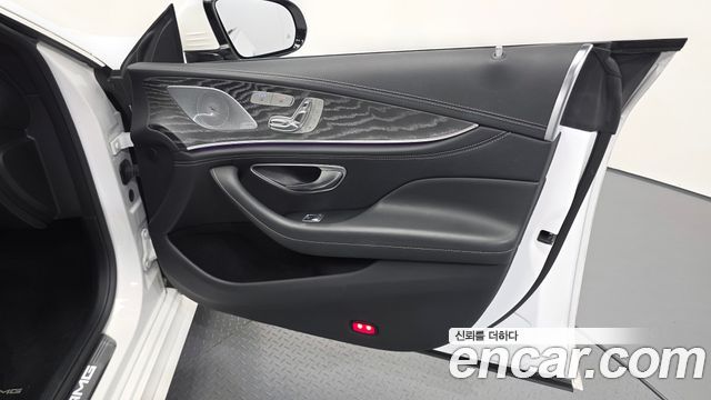 Mercedes-Benz AMG GT 2023 — photo 14