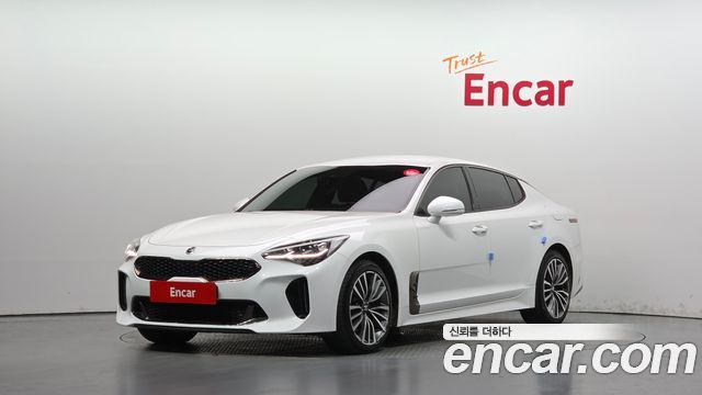Kia Stinger 2019 — photo 1