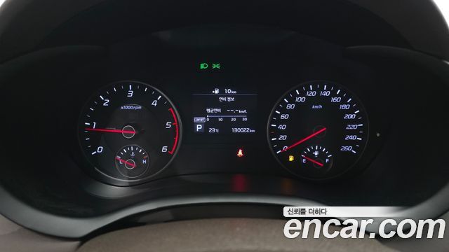 Kia Stinger 2019 — photo 11