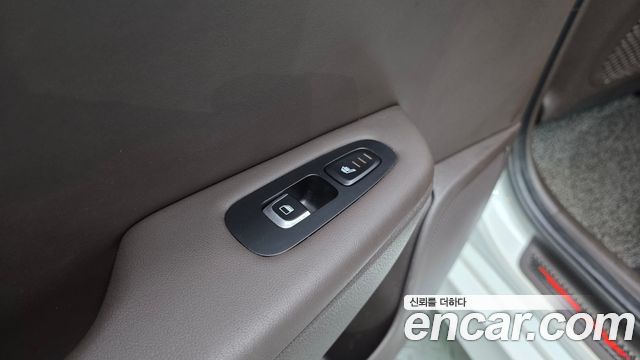 Kia Stinger 2019 — photo 28