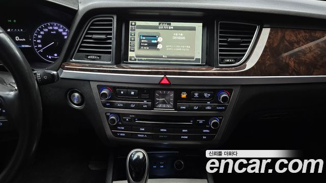 Hyundai Genesis 2016 — photo 14