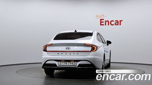 Hyundai Sonata 2022 — photo 4