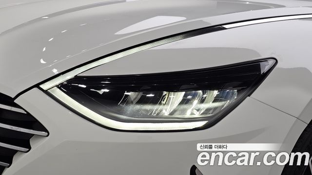 Hyundai Sonata 2022 — photo 8