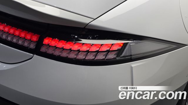 Hyundai Ioniq6 2025 — photo 9