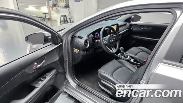 Kia K3 2020 — photo 13