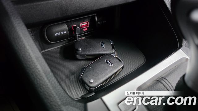Kia K3 2020 — photo 19
