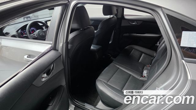Kia K3 2020 — photo 26