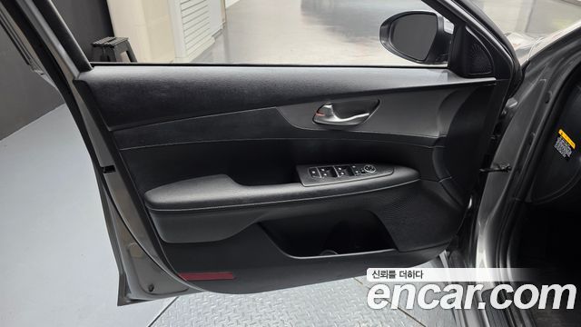 Kia K3 2020 — photo 14