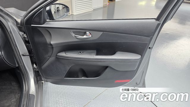 Kia K3 2020 — photo 15