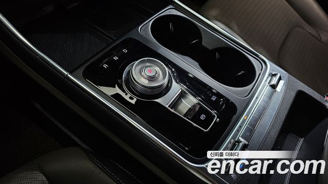 Kia Canival 2025 — photo 9