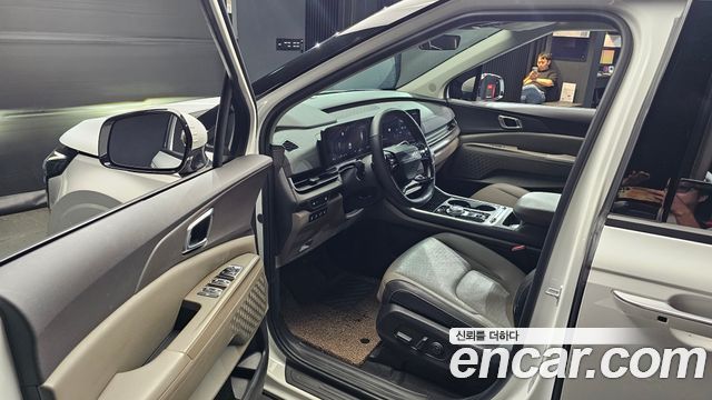 Kia Canival 2025 — photo 10