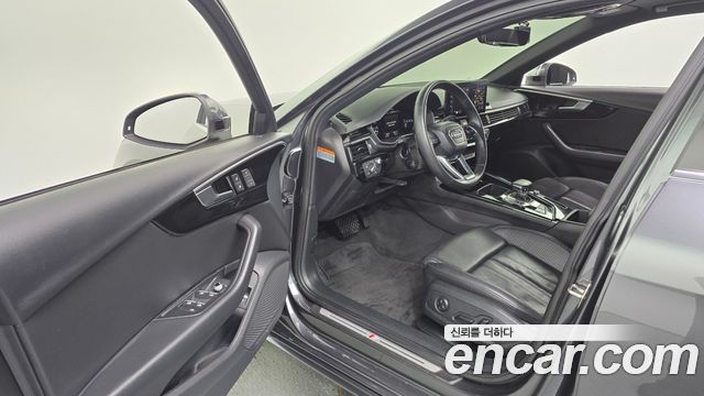 Audi A4 2021 — photo 13