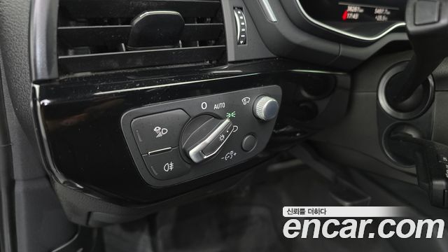 Audi A4 2021 — photo 26