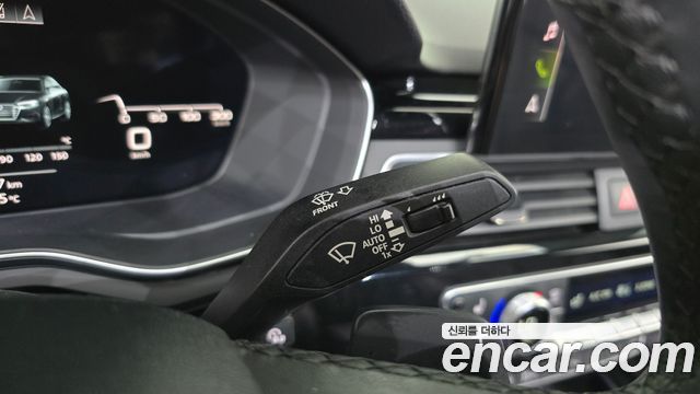 Audi A4 2021 — photo 27