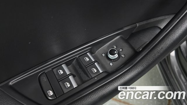Audi A4 2021 — photo 30