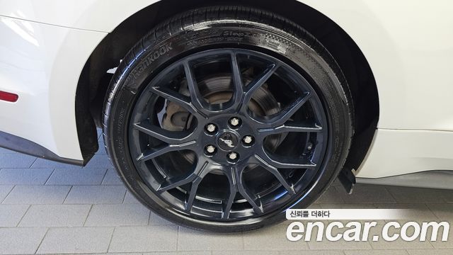 Ford Mustang 2019 — photo 5