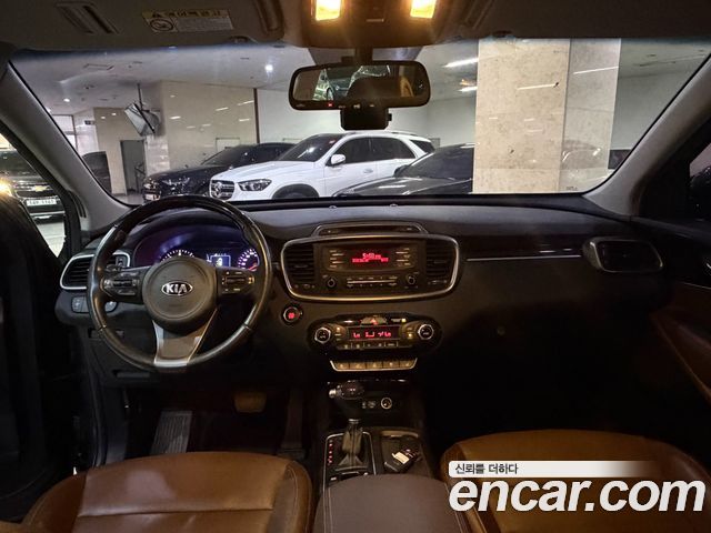 Kia Sorento 2016 — photo 8