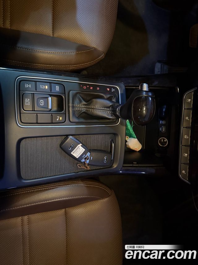 Kia Sorento 2016 — photo 12