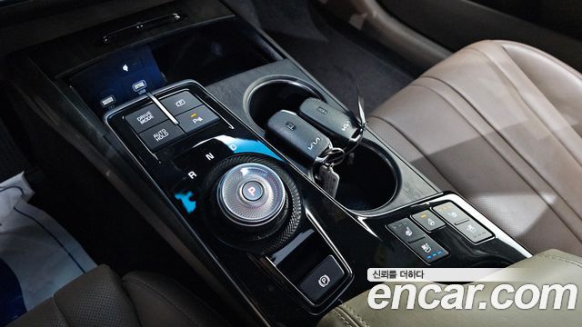 Kia K8 2022 — photo 9