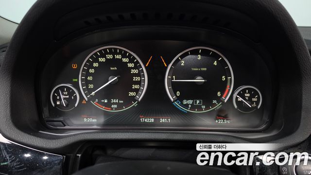 BMW X4 2017 — photo 8