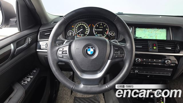 BMW X4 2017 — photo 13