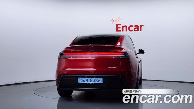 Tesla Model Y 2025 — photo 4