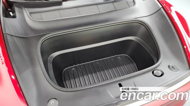 Tesla Model Y 2025 — photo 6