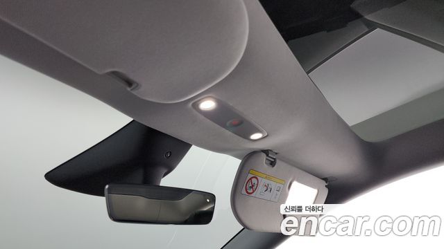Tesla Model Y 2025 — photo 27