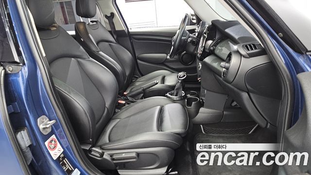 Mini Cooper 2016 — photo 12