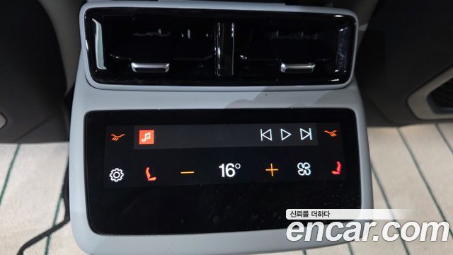 Polestar Polestar 4 2026 — photo 25