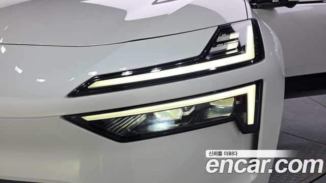 Polestar Polestar 4 2026 — photo 8