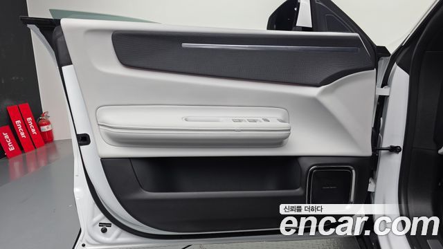 Polestar Polestar 4 2026 — photo 14