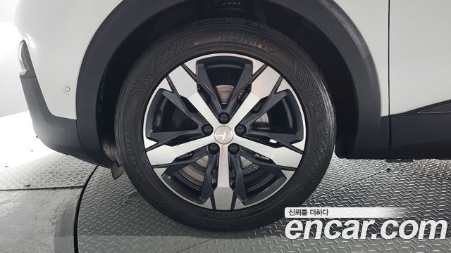 Peugeot 3008 2018 — photo 5