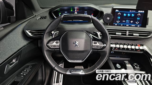 Peugeot 3008 2018 — photo 13