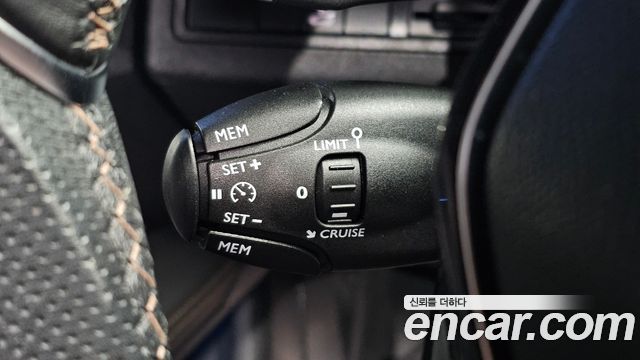 Peugeot 3008 2018 — photo 14