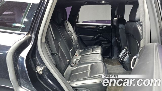 Porsche Cayenne 2013 — photo 12