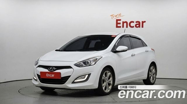 Hyundai i30 2014 — photo 1