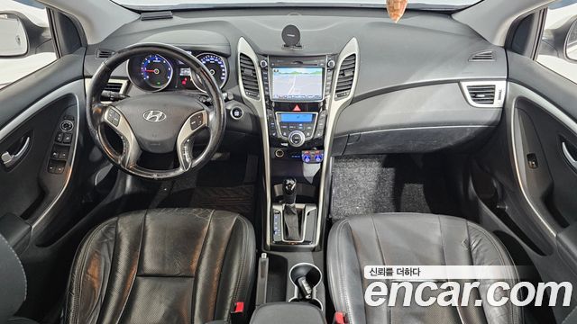 Hyundai i30 2014 — photo 10