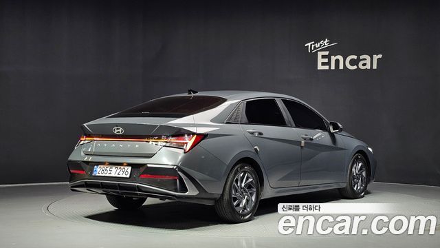 Hyundai AVANTE 2024 — photo 2