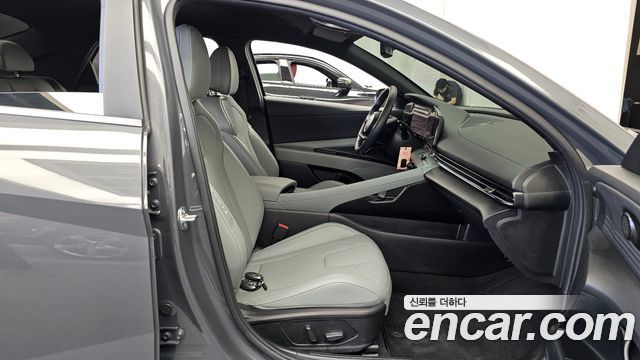 Hyundai AVANTE 2024 — photo 17