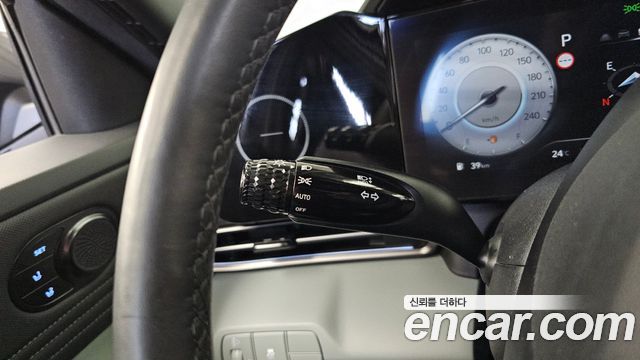 Hyundai AVANTE 2024 — photo 24