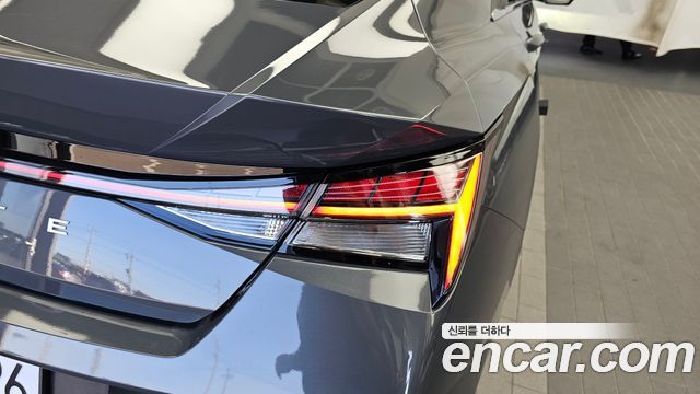 Hyundai AVANTE 2024 — photo 9
