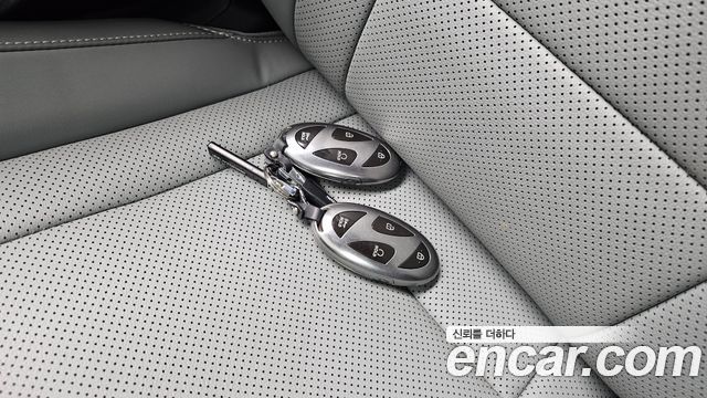 Hyundai AVANTE 2024 — photo 16