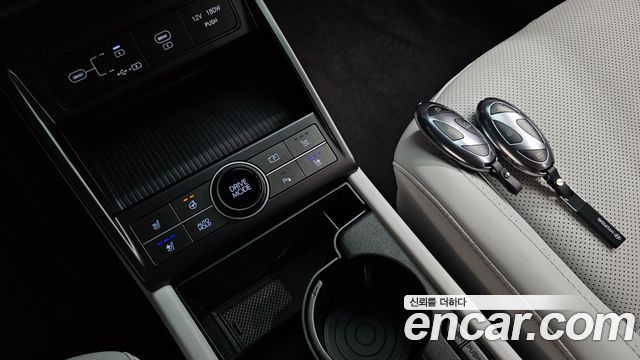 Hyundai Kona 2025 — photo 22