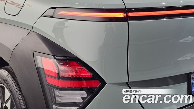Hyundai Kona 2025 — photo 9