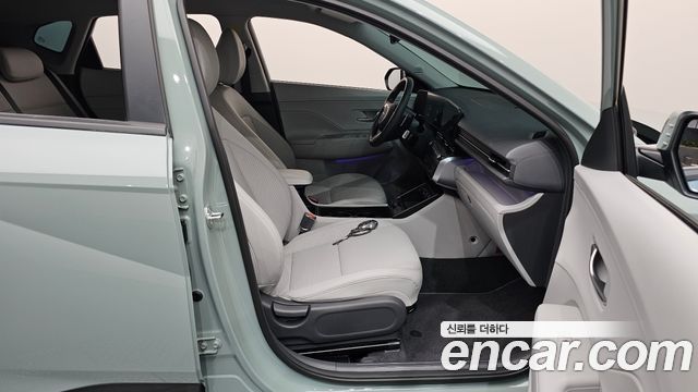 Hyundai Kona 2025 — photo 16